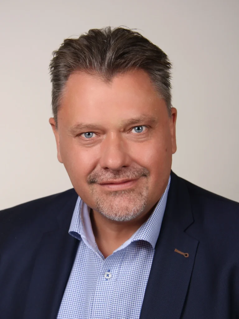Volker Schönau